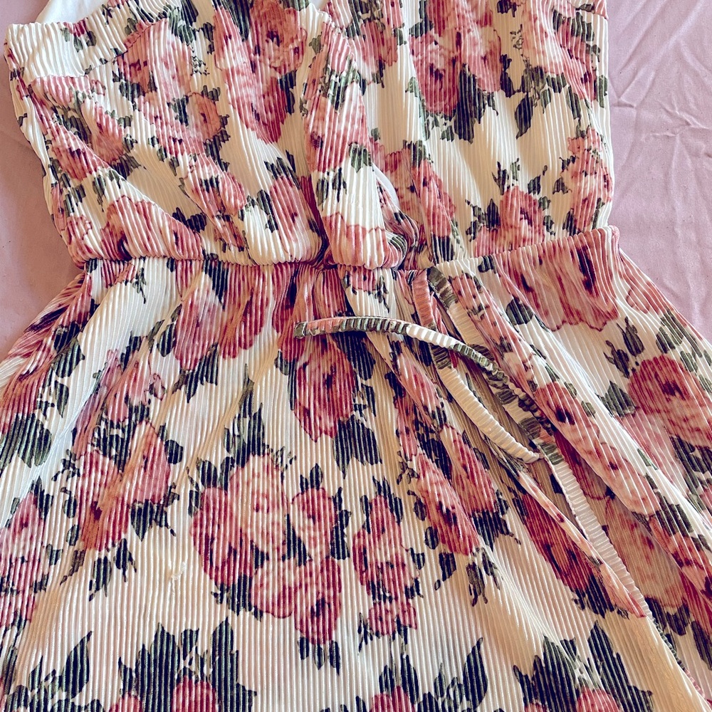 Sundress - Picture 3 of 3